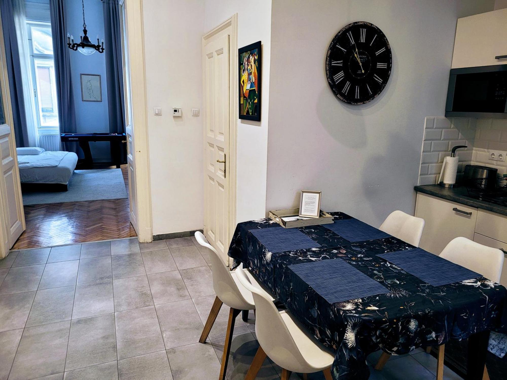 Christoph'S Central Apartment Budapest Exterior photo