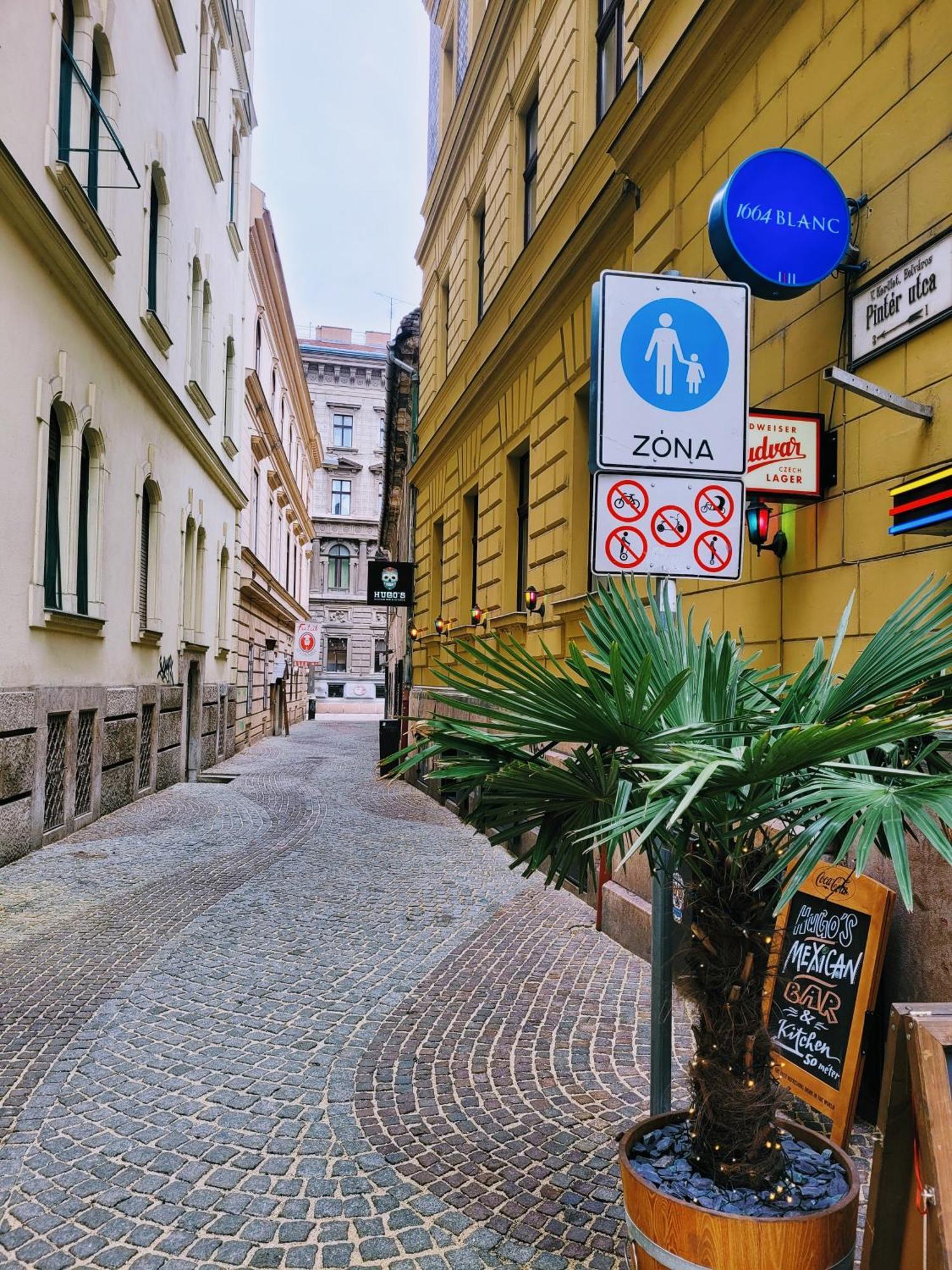 Christoph'S Central Apartment Budapest Exterior photo
